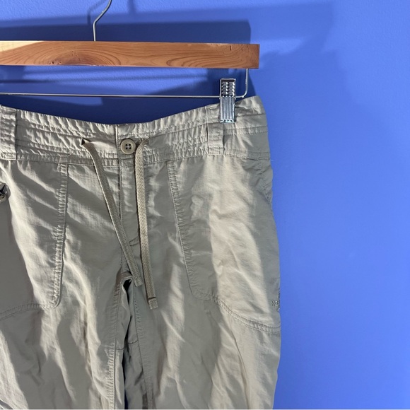 North Face Convertible Hiking Pants - Picture 2 of 9